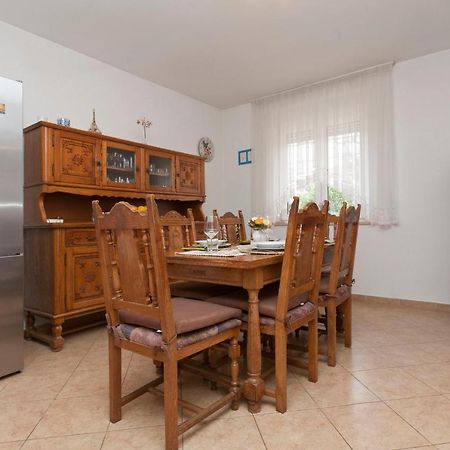 Apartman Nade Pula Buitenkant foto
