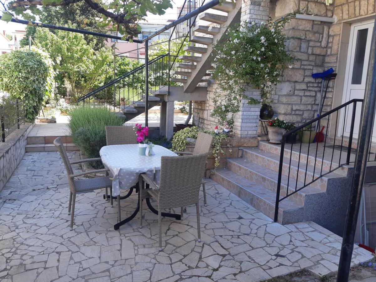 Apartman Nade Pula Buitenkant foto